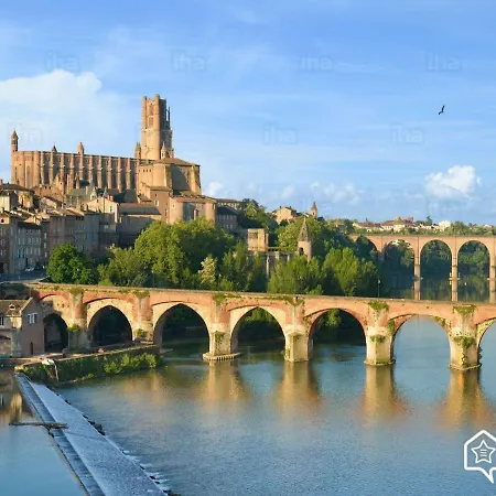 Sleep In * Albi